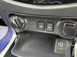 Nissan Navara 2.3 dCi N-Guard Auto 4WD Euro 6 4dr at 29th