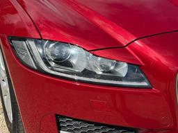 Jaguar XF 2.0d R-Sport Auto Euro 6 (s/s) 4dr at 39th