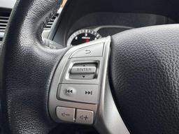 Nissan Navara 2.3 dCi Tekna Auto 4WD Euro 6 4dr at 16th