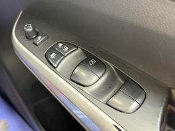 Nissan Navara 2.3 dCi Tekna Auto 4WD Euro 6 4dr at 40th