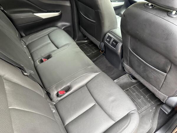 Nissan Navara 2.3 dCi Tekna 4WD Euro 6 (s/s) 4dr