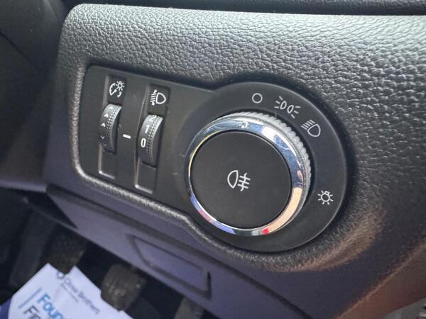 Vauxhall Astra 1.6i Limited Edition Euro 6 5dr