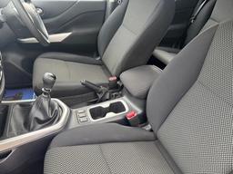 Nissan Navara 2.3 dCi Acenta 4WD Euro 6 (s/s) 4dr at 12th