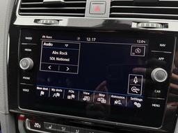 Volkswagen Golf 2.0 TSI R DSG 4Motion Euro 6 (s/s) 5dr at 23th