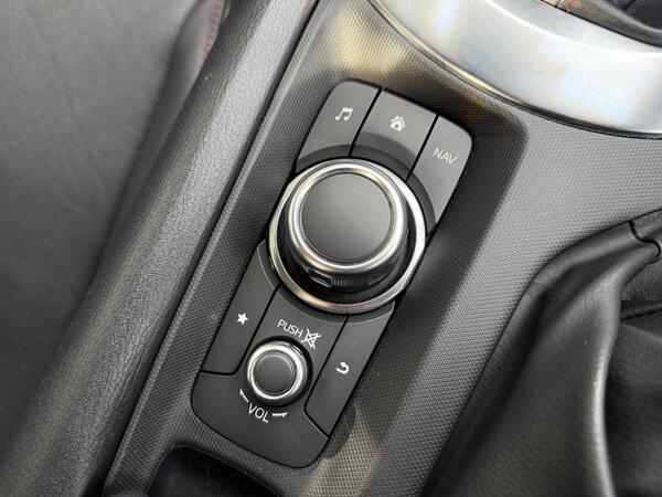 Mazda MX-5 RF 1.5 SKYACTIV-G Sport Nav Euro 6 2dr