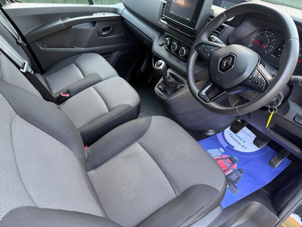 Renault Trafic 2.0 dCi Blue SL28 Business+ L1 H1 Euro 6 (s/s) 5dr