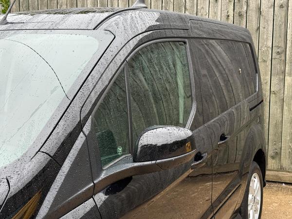 Ford Transit Connect 1.5 200 EcoBlue Limited L1 Euro 6 (s/s) 5dr