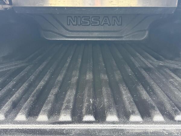 Nissan Navara 2.3 dCi Tekna Auto 4WD Euro 6 4dr