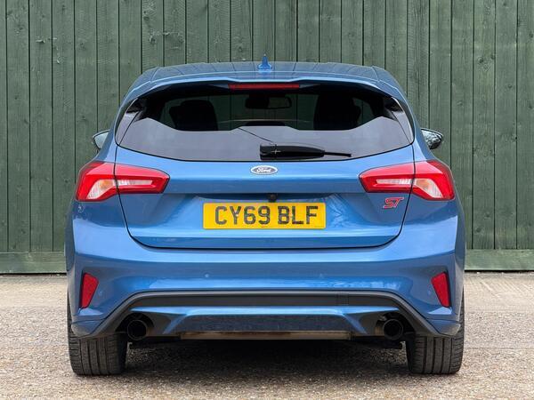 Ford Focus 2.3T EcoBoost ST Euro 6 (s/s) 5dr