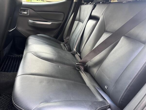 Fiat Fullback 2.4D Cross Auto 4WD Euro 6 4dr