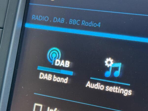 Peugeot Expert 2.0 BlueHDi 1400 Professional Premium Standard Panel Van MWB Euro 6 (s/s) 6dr