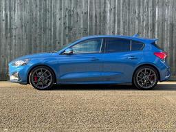Ford Focus 2.3T EcoBoost ST Euro 6 (s/s) 5dr at 11th