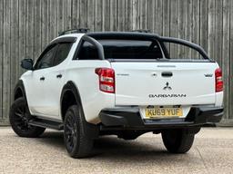 Mitsubishi L200 2.4 DI-D DC Barbarian Black Auto 4WD Euro 6 4dr (Roll Top) at 19th