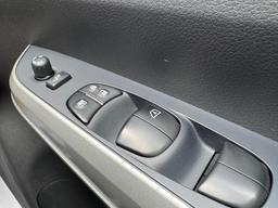 Nissan Navara 2.3 dCi N-Guard Auto 4WD Euro 6 4dr at 20th