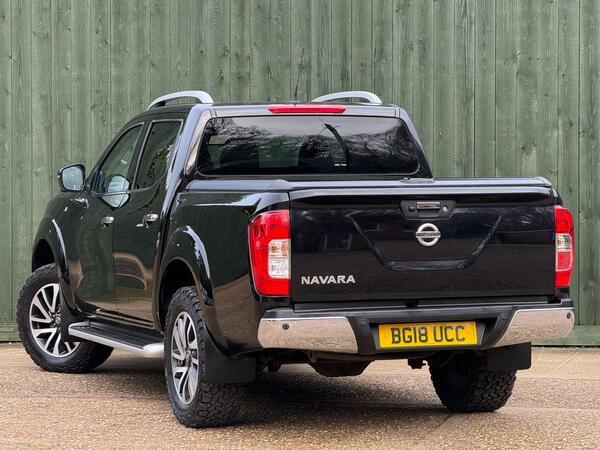 Nissan Navara 2.3 dCi Tekna 4WD Euro 6 (s/s) 4dr