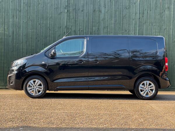 Peugeot Expert 2.0 BlueHDi 1400 Professional Premium Standard Panel Van MWB Euro 6 (s/s) 6dr