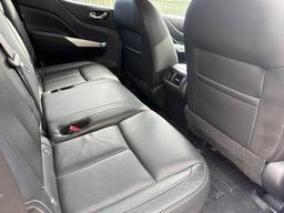 Nissan Navara 2.3 dCi Tekna Auto 4WD Euro 6 4dr at 41th