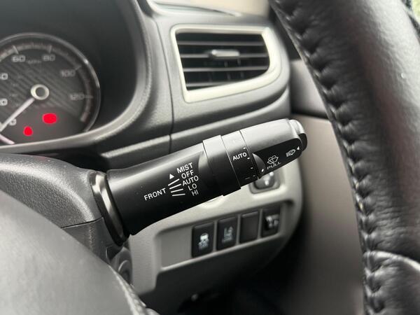 Mitsubishi L200 2.4 DI-D DC Warrior 4WD Euro 6 4dr