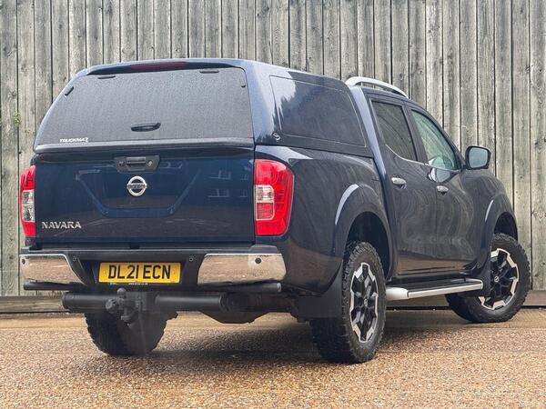 Nissan Navara 2.3 dCi Tekna Auto 4WD Euro 6 4dr