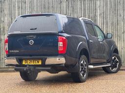 Nissan Navara 2.3 dCi Tekna Auto 4WD Euro 6 4dr at 3th