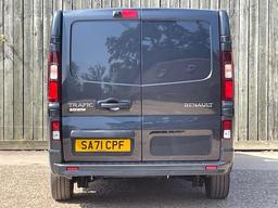 Renault Trafic 2.0 dCi ENERGY 30 Black Edition LWB Standard Roof Euro 6 (s/s) 5dr at 17th