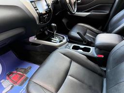 Nissan Navara 2.3 dCi Tekna Auto 4WD Euro 6 4dr at 14th