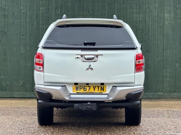 Mitsubishi L200 2.4 DI-D DC Barbarian Auto 4WD Euro 6 4dr