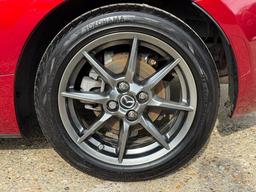 Mazda MX-5 RF 1.5 SKYACTIV-G Sport Nav Euro 6 2dr at 37th