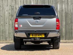Nissan Navara 2.3 dCi Tekna Auto 4WD Euro 6 4dr at 21th