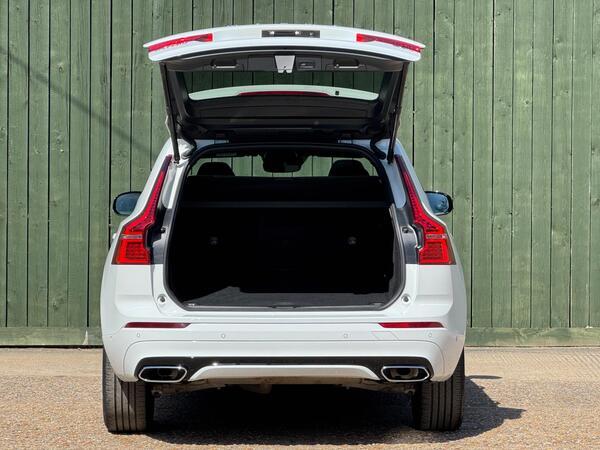 Volvo XC60 2.0 D4 R-Design Auto Euro 6 (s/s) 5dr