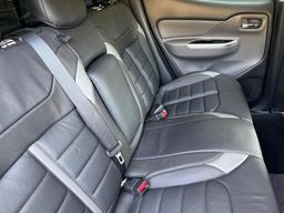 Mitsubishi L200 2.4 DI-D DC Barbarian 4WD Euro 6 4dr at 13th