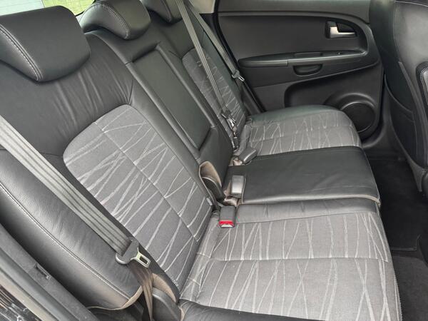 Kia Venga 1.6 EcoDynamics 3 Euro 5 (s/s) 5dr