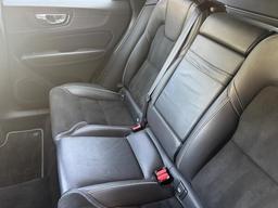 Volvo XC60 2.0 D4 R-Design AWD Euro 6 (s/s) 5dr at 10th