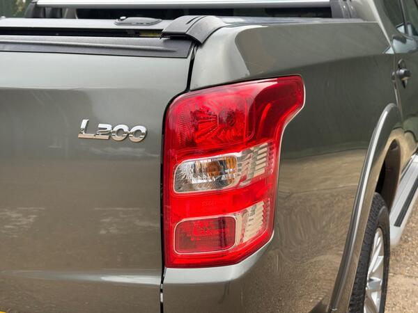 Mitsubishi L200 2.4 DI-D DC Warrior 4WD Euro 6 4dr