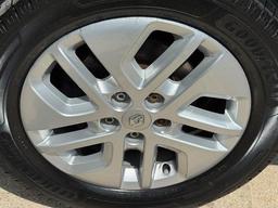 Renault Trafic 2.0 dCi ENERGY 28 Sport SWB Standard Roof Euro 6 (s/s) 5dr at 50th
