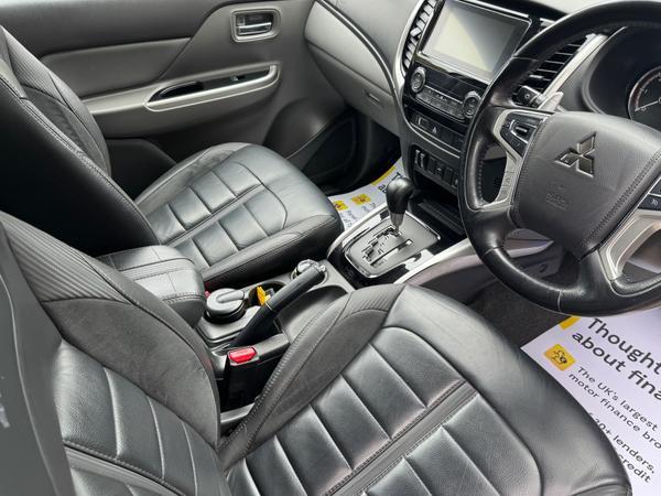 Mitsubishi L200 2.4 DI-D DC Barbarian Black Auto 4WD Euro 6 4dr (Roll Top)