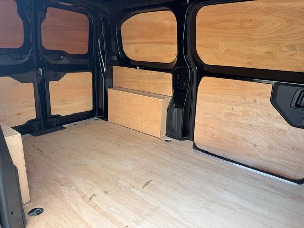 Peugeot Expert 2.0 BlueHDi 1400 Professional Premium Standard Panel Van MWB Euro 6 (s/s) 6dr