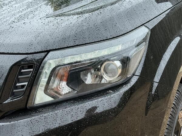 Nissan Navara 2.3 dCi N-Guard Auto 4WD Euro 6 4dr