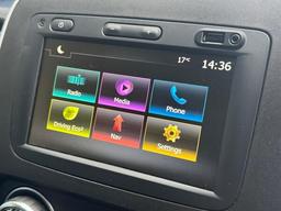 Renault Trafic 2.0 dCi ENERGY 30 Black Edition EDC LWB Standard Roof Euro 6 (s/s) 5dr at 15th