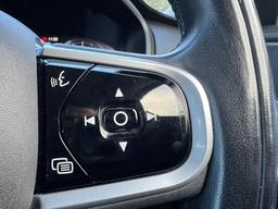 Volvo XC90 2.0 D5 PowerPulse Inscription Auto 4WD Euro 6 (s/s) 5dr at 22th