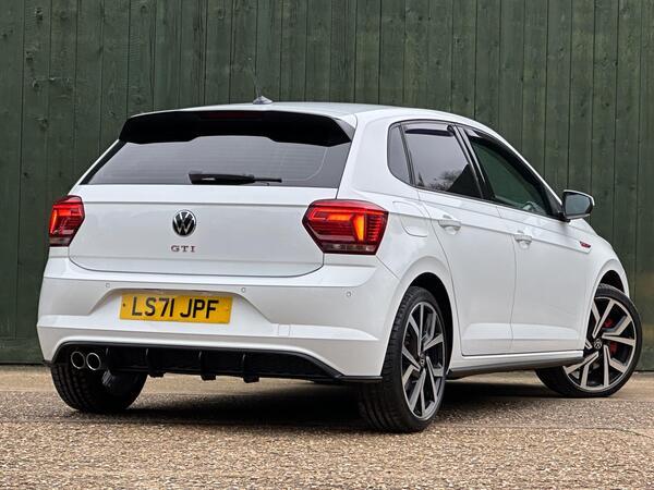 Volkswagen Polo 2.0 TSI GTI DSG Euro 6 (s/s) 5dr