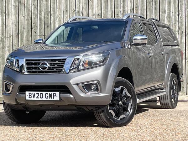 Nissan Navara 2.3 dCi Tekna 4WD Euro 6 (s/s) 4dr