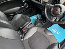 MINI Hatch 1.6 Cooper S Euro 5 (s/s) 3dr at 9th