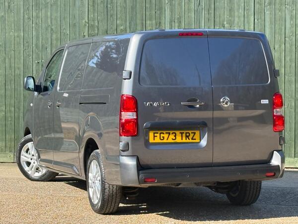 Vauxhall Vivaro 2.0 Turbo D 3100 Pro L2 H1 Euro 6 (s/s) 6dr