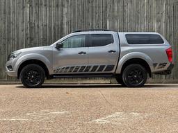 Nissan Navara 2.3 dCi N-Guard Auto 4WD Euro 6 4dr at 8th