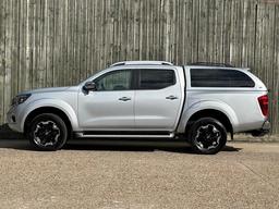 Nissan Navara 2.3 dCi Tekna Auto 4WD Euro 6 4dr at 5th