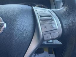 Nissan Navara 2.3 dCi Tekna Auto 4WD Euro 6 4dr at 27th