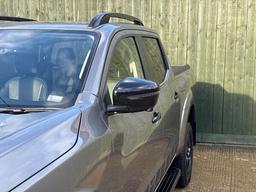 Nissan Navara 2.3 dCi N-Guard Auto 4WD Euro 6 4dr at 28th