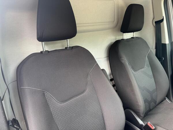 Ford Transit Courier 1.0 EcoBoost Limited L1 Euro 6 5dr