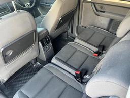 Volkswagen Touran 1.6 TDI SE Euro 5 5dr at 23th